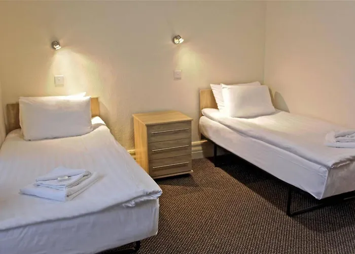 Central Hotel Golders Green